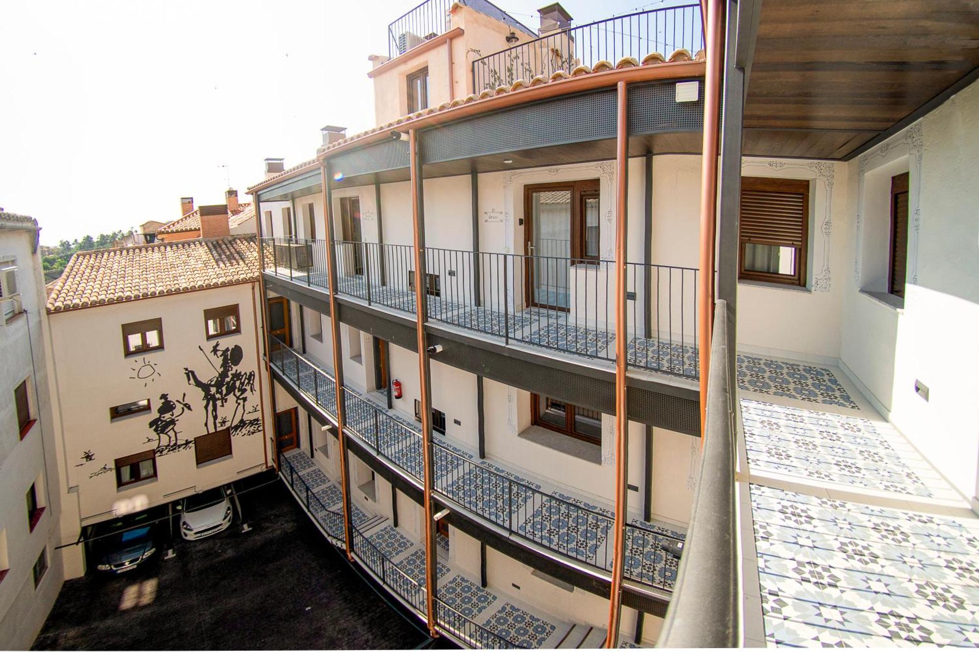 Cervantes 5 Collection - Greco Aparcamiento En El Edificio โตเลโด ภายนอก รูปภาพ