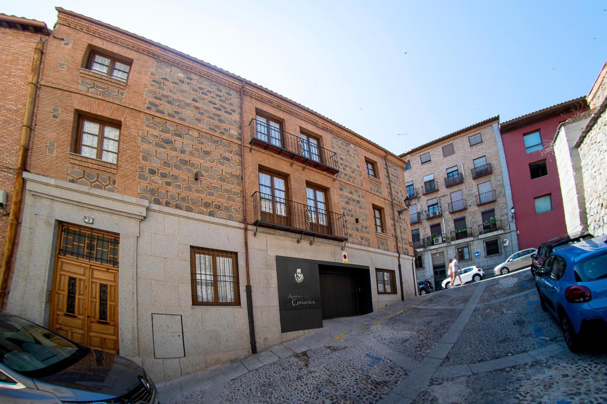 Cervantes 5 Collection - Greco Aparcamiento En El Edificio โตเลโด ภายนอก รูปภาพ