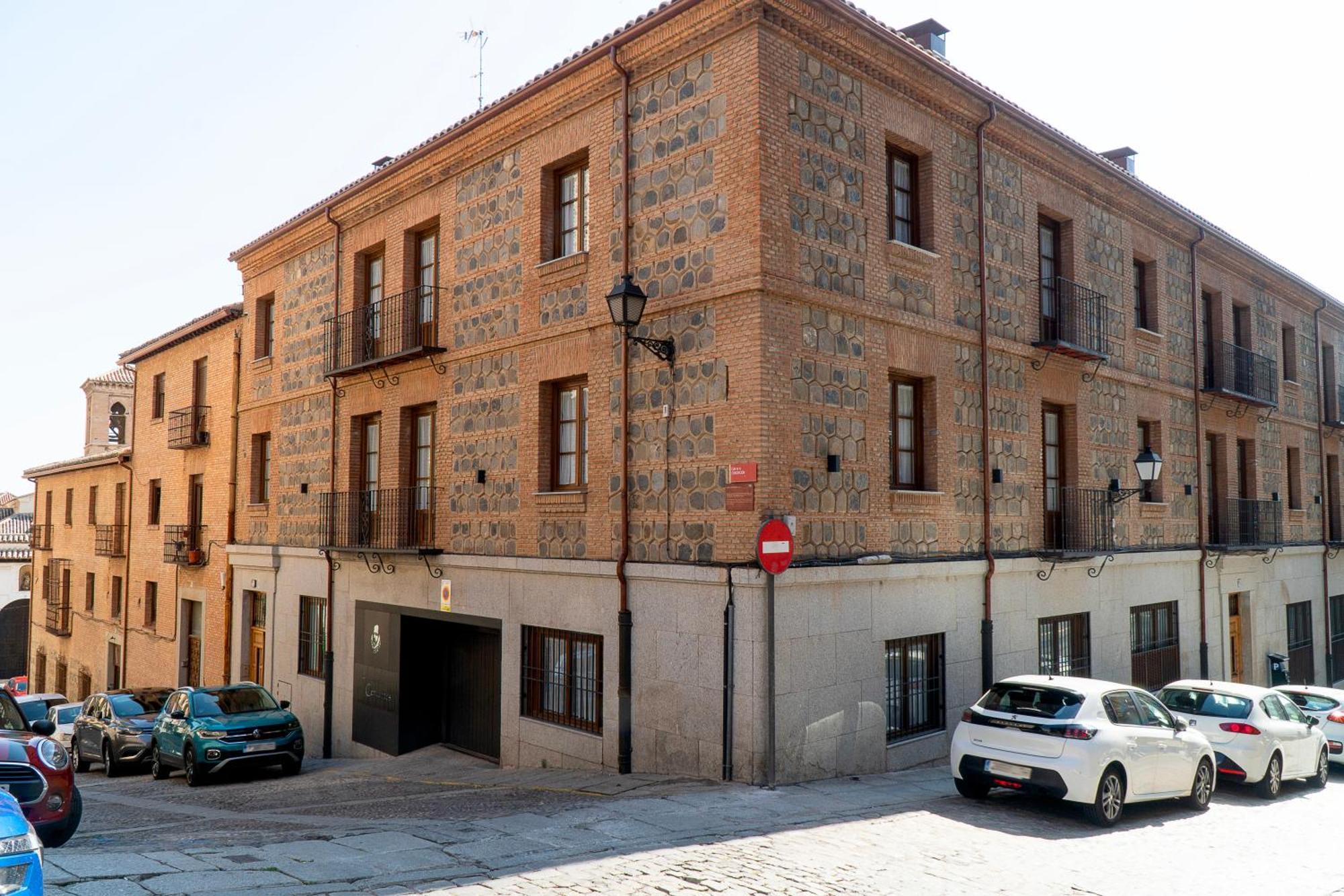 Cervantes 5 Collection - Greco Aparcamiento En El Edificio โตเลโด ภายนอก รูปภาพ