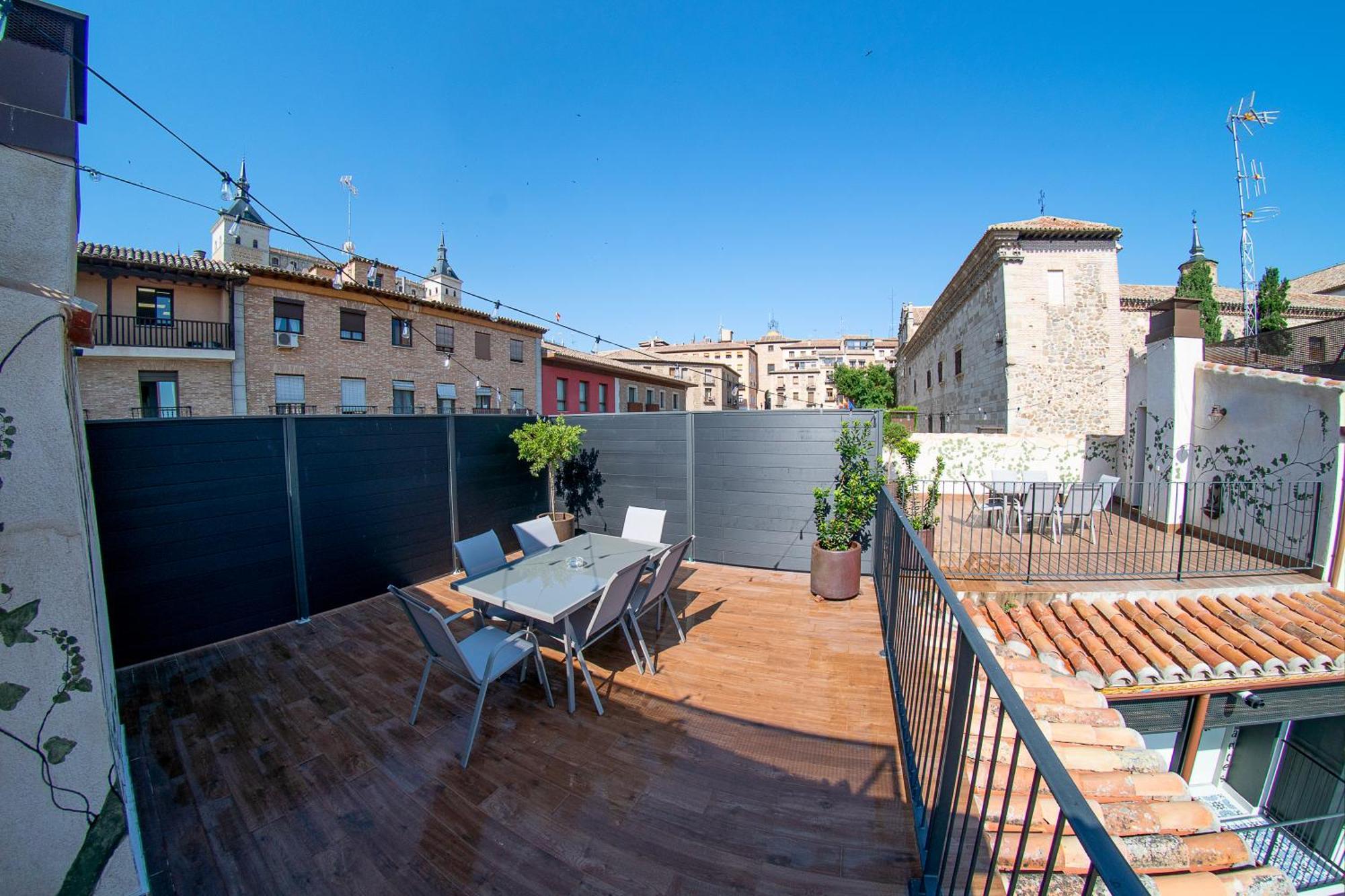 Cervantes 5 Collection - Greco Aparcamiento En El Edificio โตเลโด ภายนอก รูปภาพ